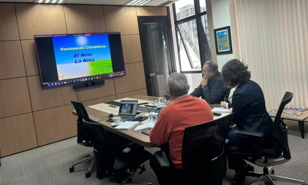"Fórum Agronômico" avalia condições climáticas e de produção no Paraná e no Brasil