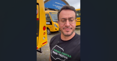 Matheus Laiola viabiliza novos ônibus escolares para Ampére, Capanema, Realeza e Marechal Cândido Rondon Matheus Laiola viabiliza novos ônibus escolares para Ampére, Capanema, Realeza e Marechal Cândido Rondon
