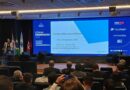 Palestra sobre cenário macroeconômico fecha com chave de ouro “Fórum Financeiro” das cooperativas do Paraná
