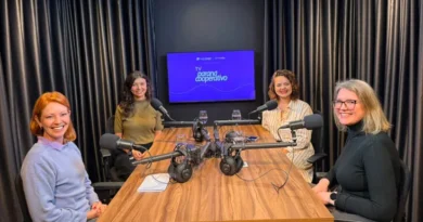 Combate à violência contra a mulher é tema do podcast da TV Paraná Cooperativo Combate à violência contra a mulher é tema do podcast da TV Paraná Cooperativo